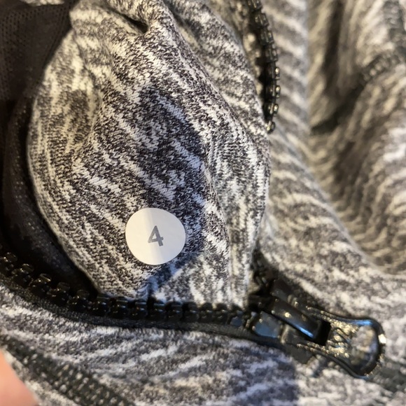 Lululemon define Jacket - Picture 6 of 6